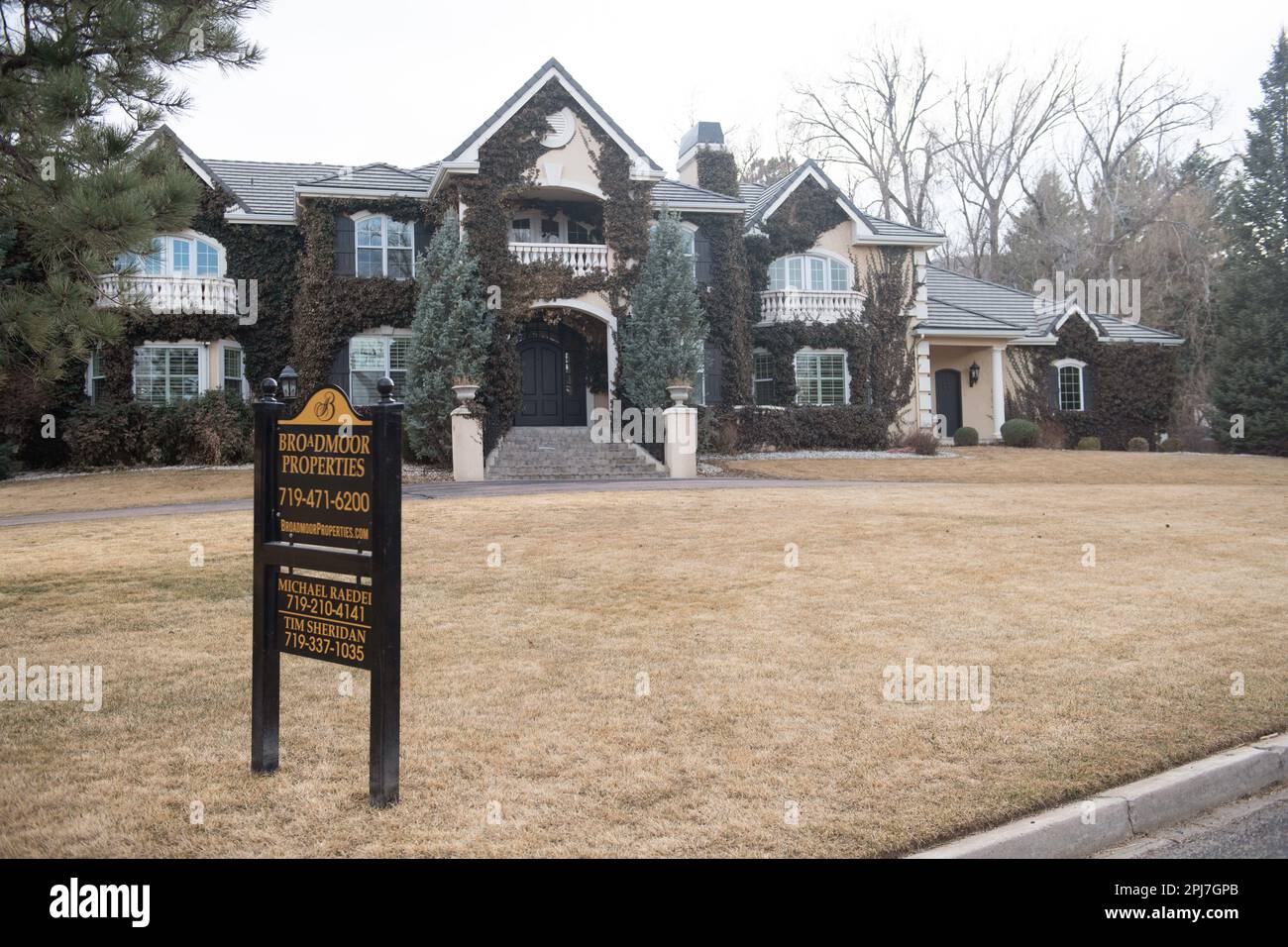 Large exclusive single family home for sale for 3.3 million near
