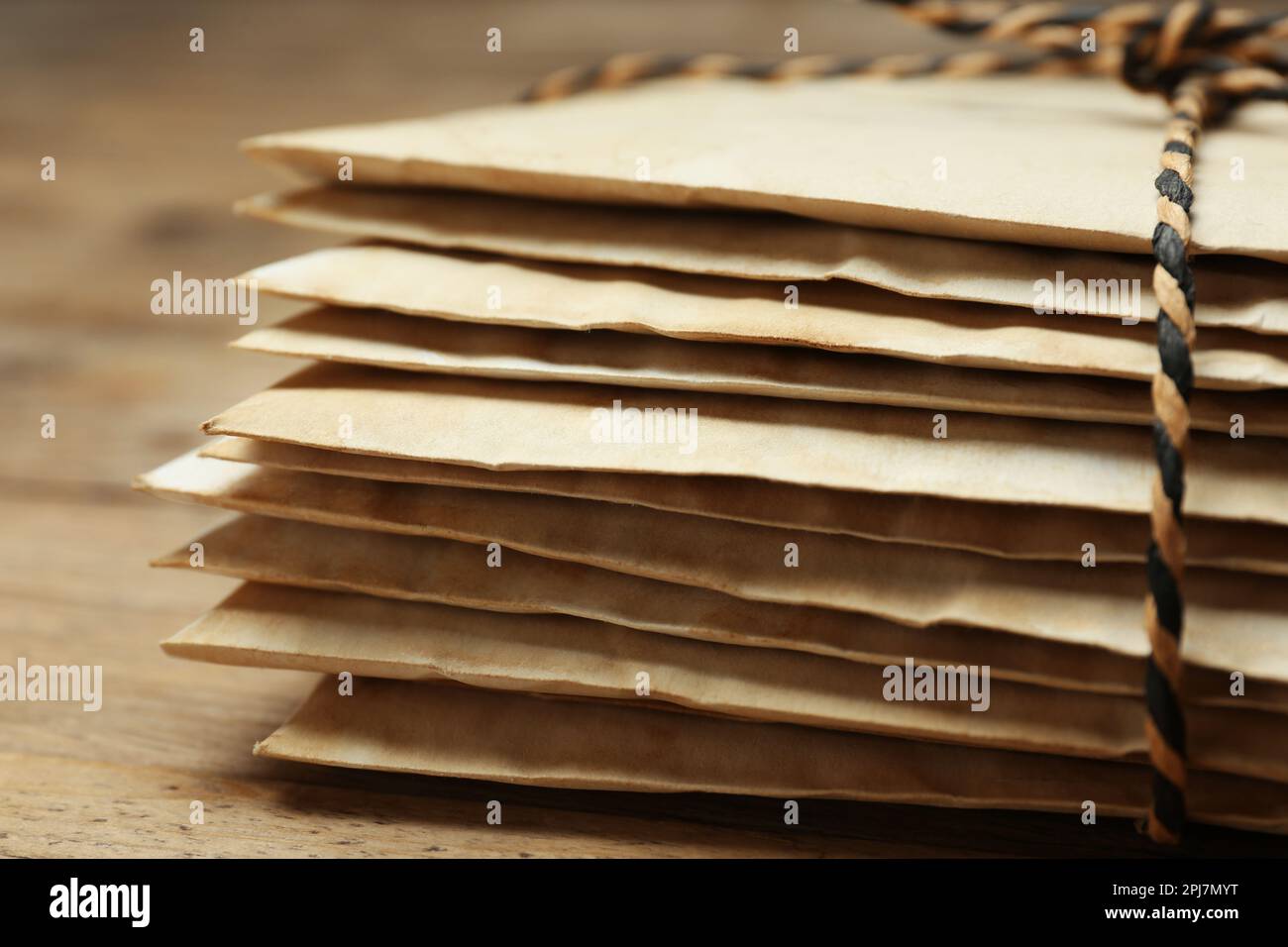 Pile of letters string hi-res stock photography and images - Alamy