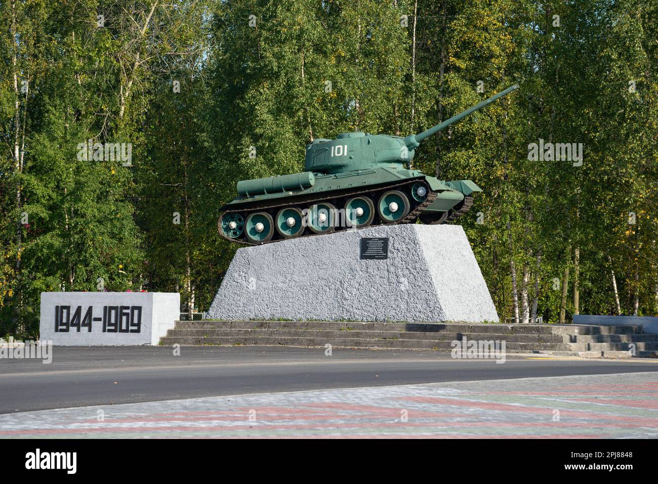 MEDVEZHYEGORSK, RUSSIA - AUGUST 17, 2019: Monument to Tank T-34. Monument in honor of the twenty-fifth anniversary of the liberation of Medvezhyegorsk Stock Photo