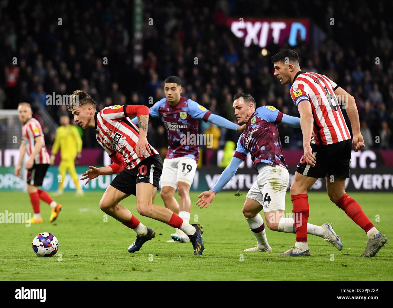 Burnley, UK. 31st Mar, 2023. Jack Clarke of Sunderland with the ball during the Sky Bet Championship match at Turf Moor, Burnley. Picture credit should read: Gary Oakley/Sportimage Credit: Sportimage/Alamy Live News Stock Photo