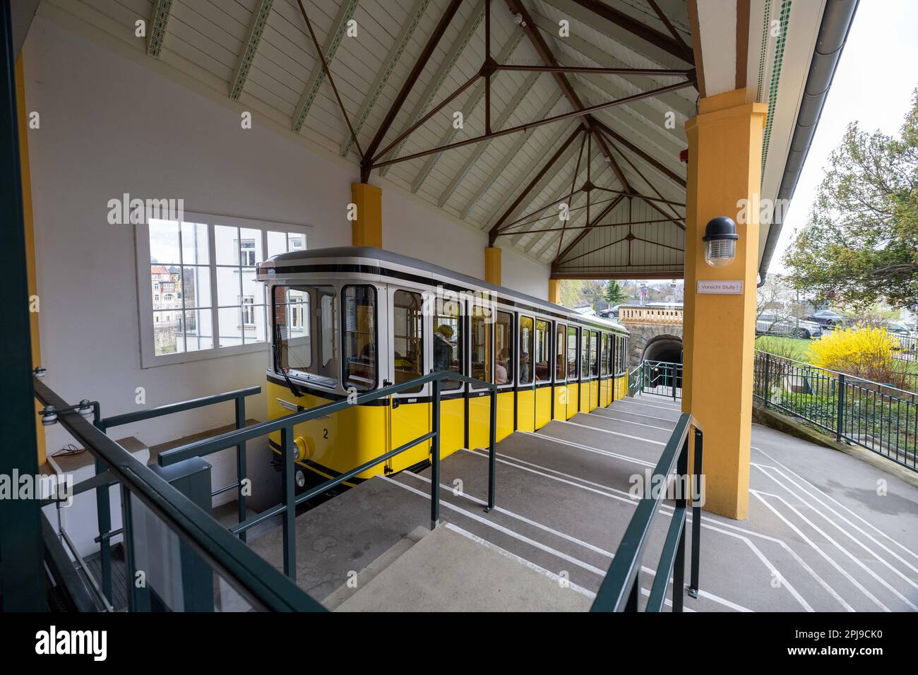 Dresden, Germany. 01st Apr, 2023. At the upper station, one of the two Dresden funiculars departs in the direction of Körnerplatz. These mobile monuments are a unique treasure of the Dresdner Verkehrsbetriebe AG and are known beyond by rail fans. Credit: Daniel Schäfer/dpa/Alamy Live News Stock Photo