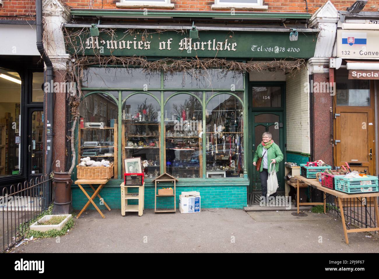 Memories of Mortlake antique shop storefront, Upper Richmond Road West