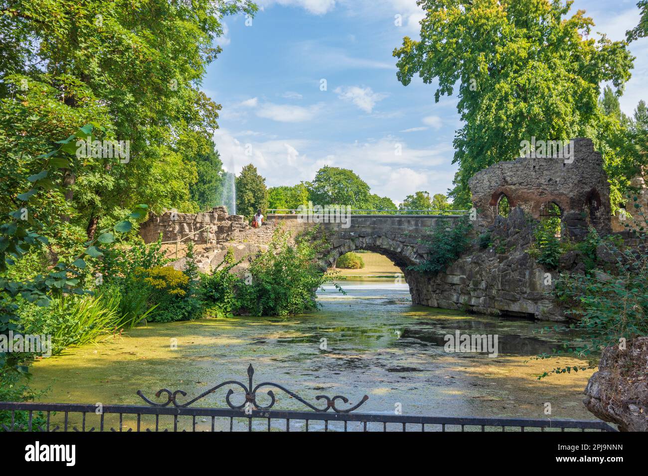 Meiningen park Englischer Garten, pond Großer Teich in , Thüringen