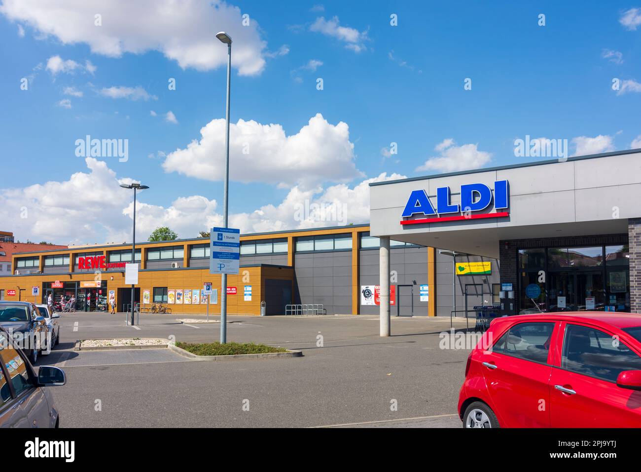 Aldi deutschland hires stock photography and images Alamy
