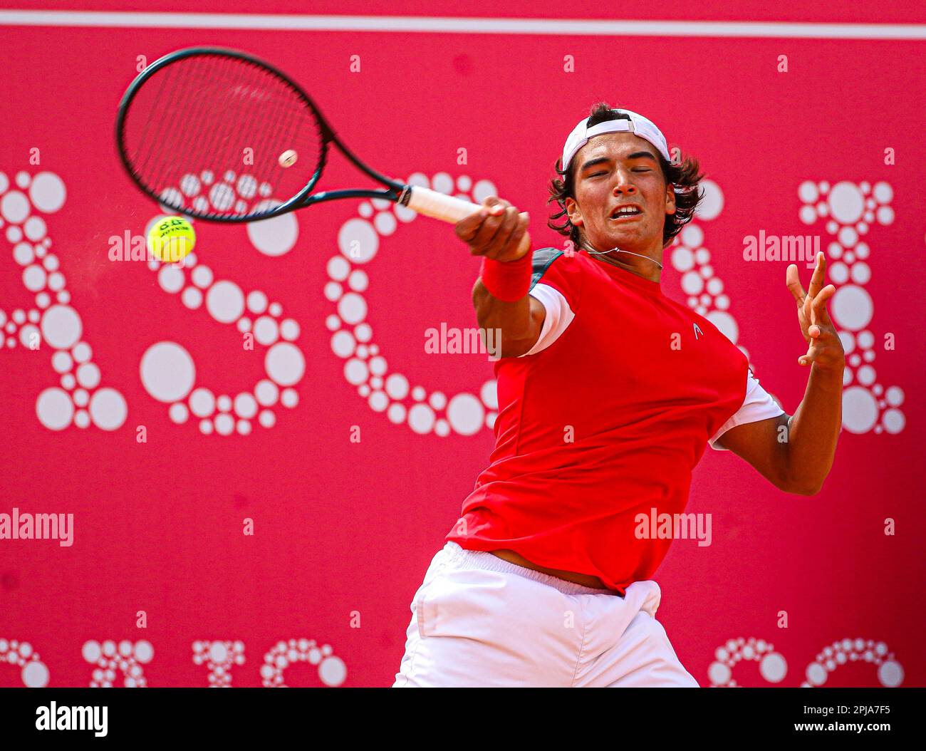 Estoril, Portugal. 01st Apr, 2023. Henrique Rocha of Portugal plays against Ryan Peniston of Great Britain, during the qualifying of the Millennium Estoril Open tournament at CTE- Clube de Ténis do Estoril . (Photo by Miguel Reis/SOPA Images/Sipa USA) Credit: Sipa USA/Alamy Live News Stock Photo