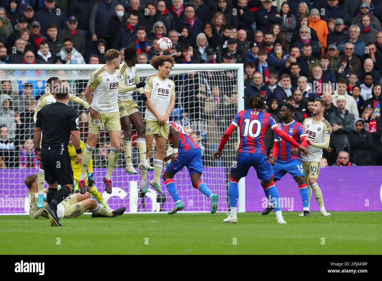 Selhurst Park, Selhurst, London, UK. 1st Apr, 2023. Premier League Football, Crystal Palace versus Leicester City; Eberechi Eze of Crystal Palace free kick hits the bar and onto goalkeeper Daniel Iversen of Leicester City for an own goal in the 59th minute and 1-1. Credit: Action Plus Sports/Alamy Live News Stock Photo