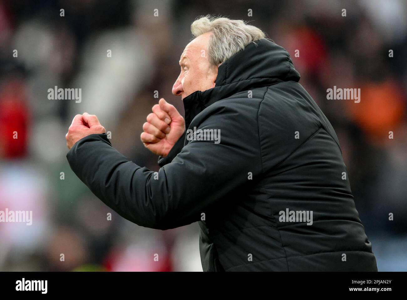Huddersfield Town Manager Neil Warnock during the Sky Bet Championship