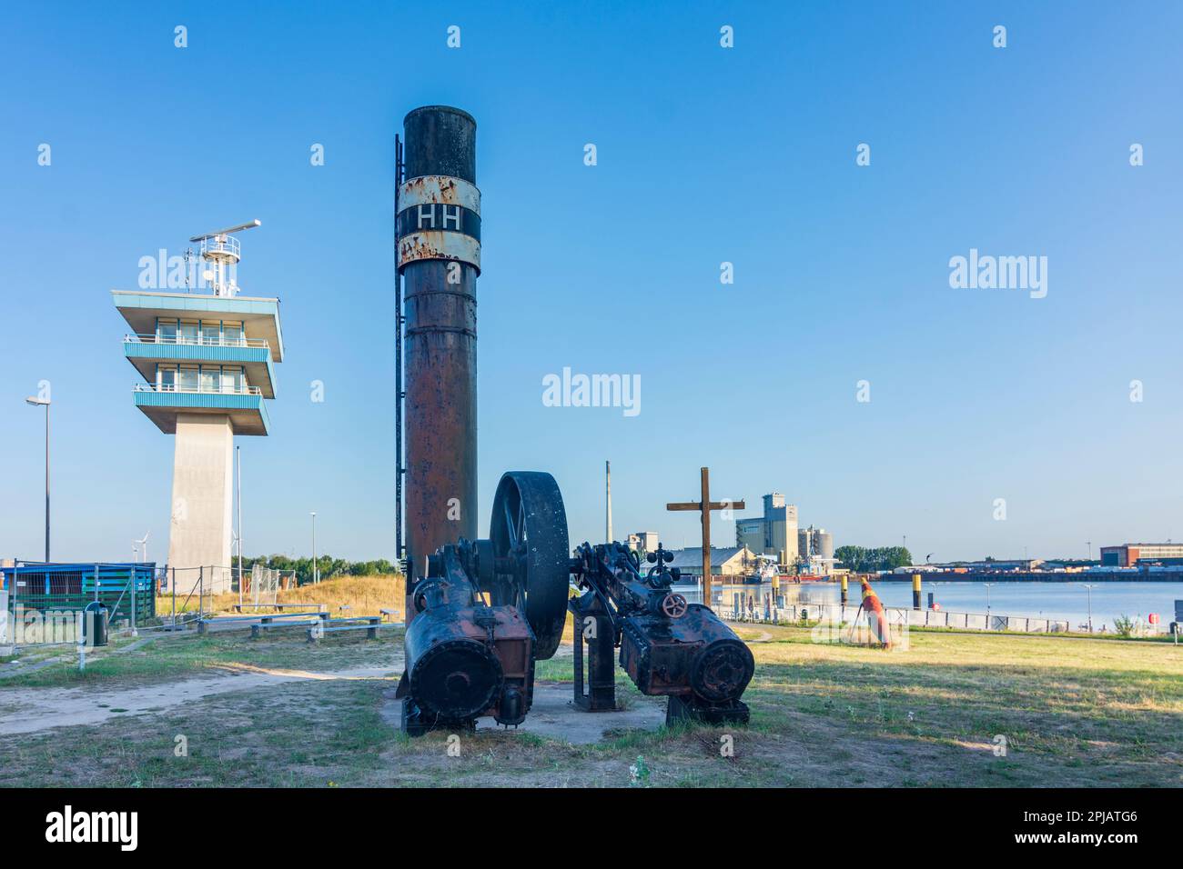 Bremen headland Lankenauer Höft, radar and control tower, obliquely installed steam engine from