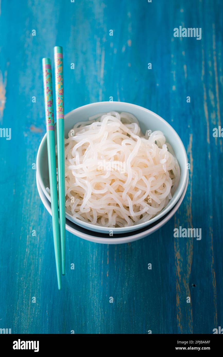 Japanese food Shirataki noodles (Konjac Stock Photo Alamy