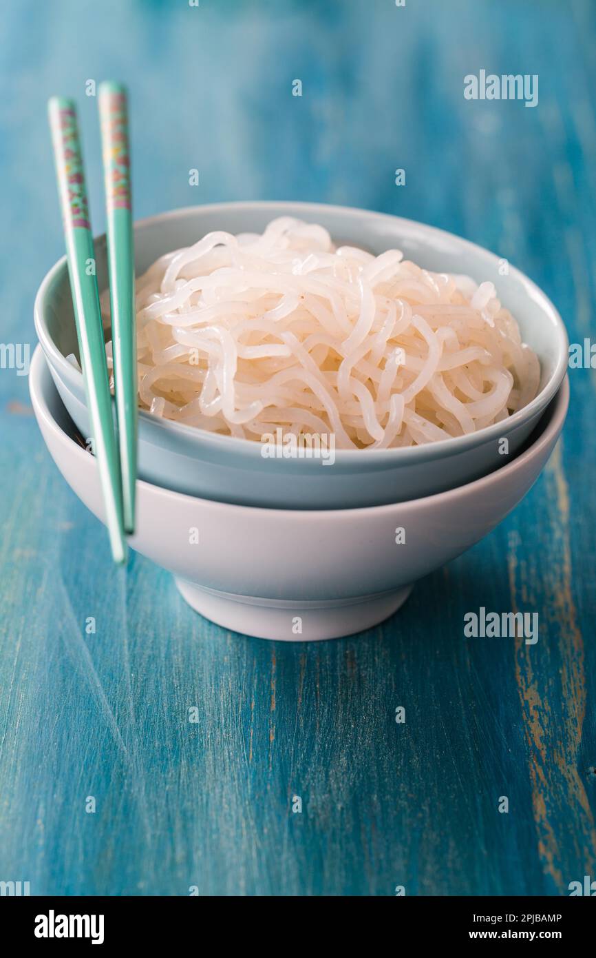 Japanese food Shirataki noodles (Konjac Stock Photo Alamy