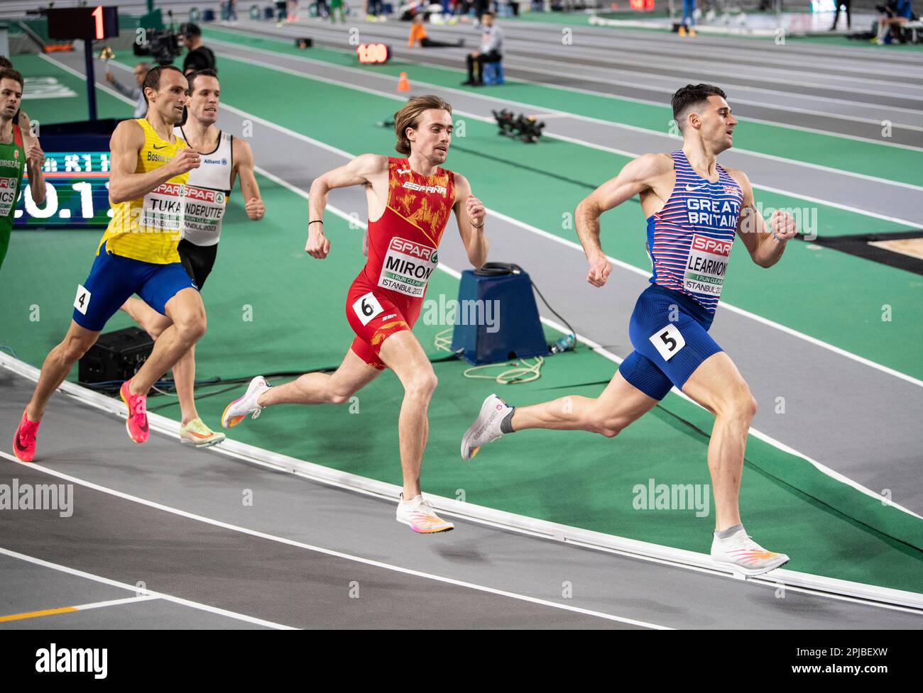 Javier Miron of Spain and Guy Learmonth of Great Britain & NI competing in  the men's 800m heats at the European Indoor Athletics Championships at Atak  Stock Photo - Alamy