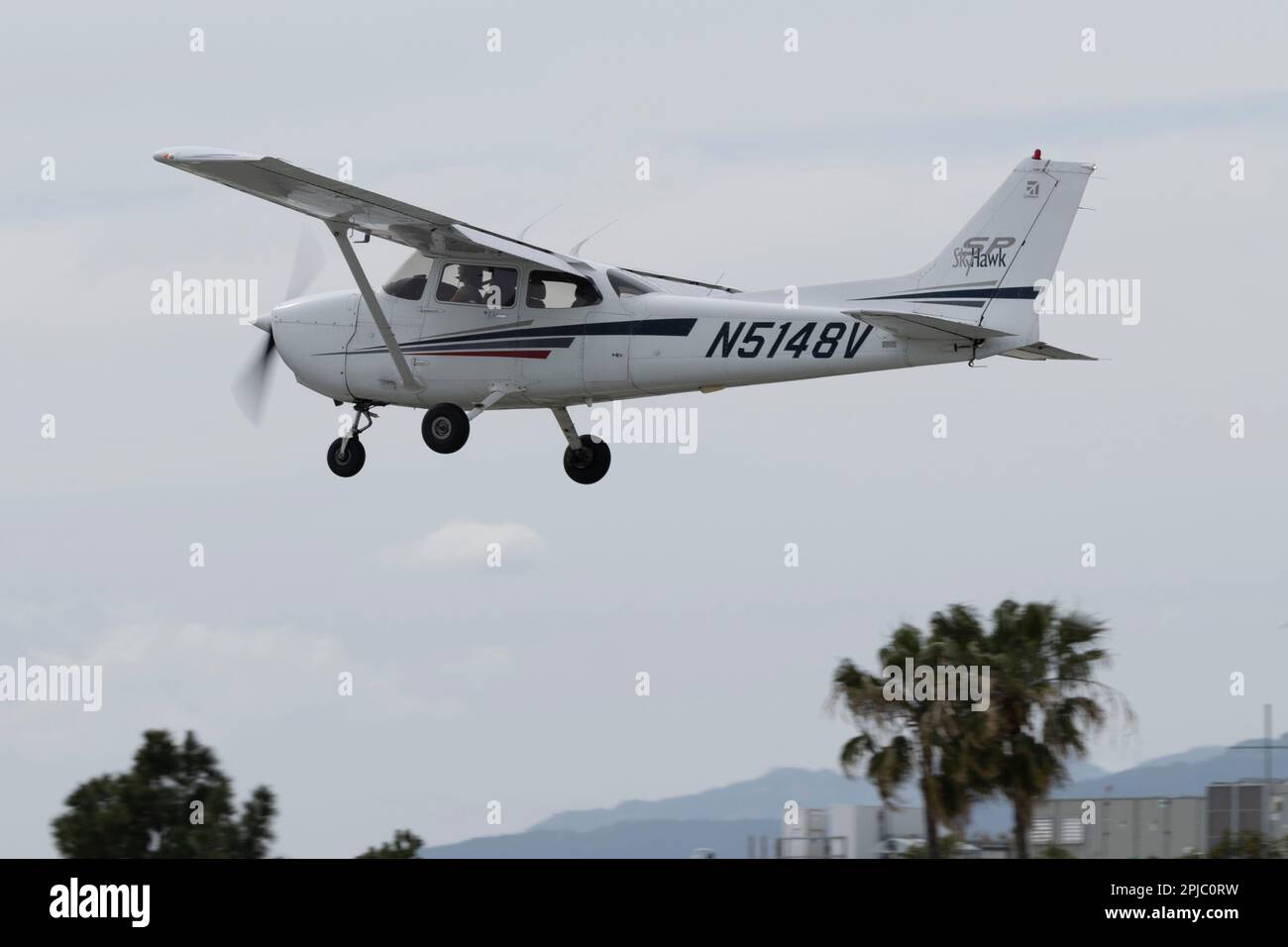 Santa Monica California USA 31st Mar 2023 A Cessna 172 N5148V 