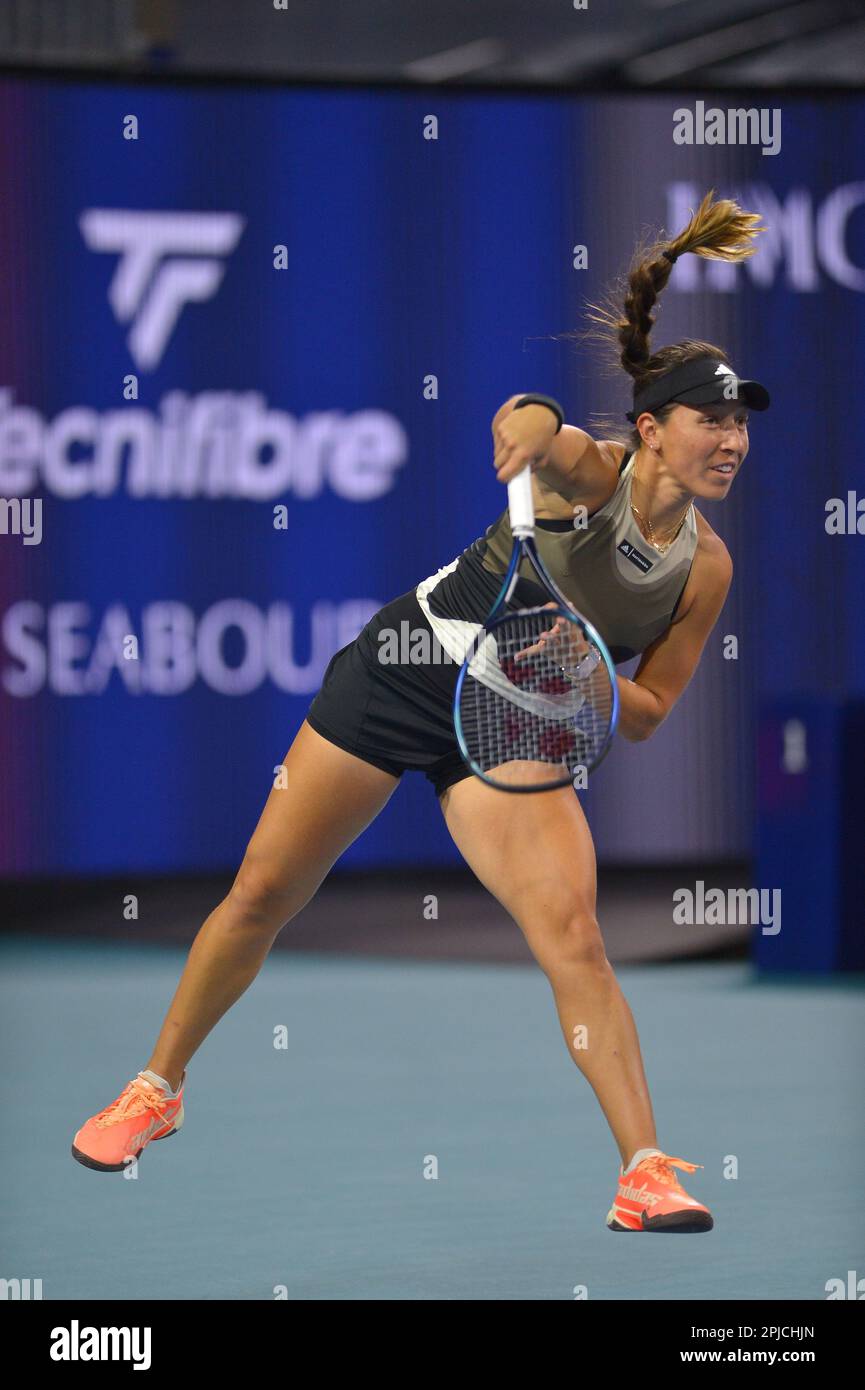 Miami Gardens, USA. 30th Mar, 2023. MIAMI GARDENS, FLORIDA - MARCH 30: Jessica Pegula (USA) vs. Elena Rybakina (KAZ) at the semi-final match during The Miami Open presented by Itaú at Hard Rock Stadium on March 30, 2023 in Miami Gardens, Florida. (Photo by JL/Sipa USA) Credit: Sipa USA/Alamy Live News Stock Photo