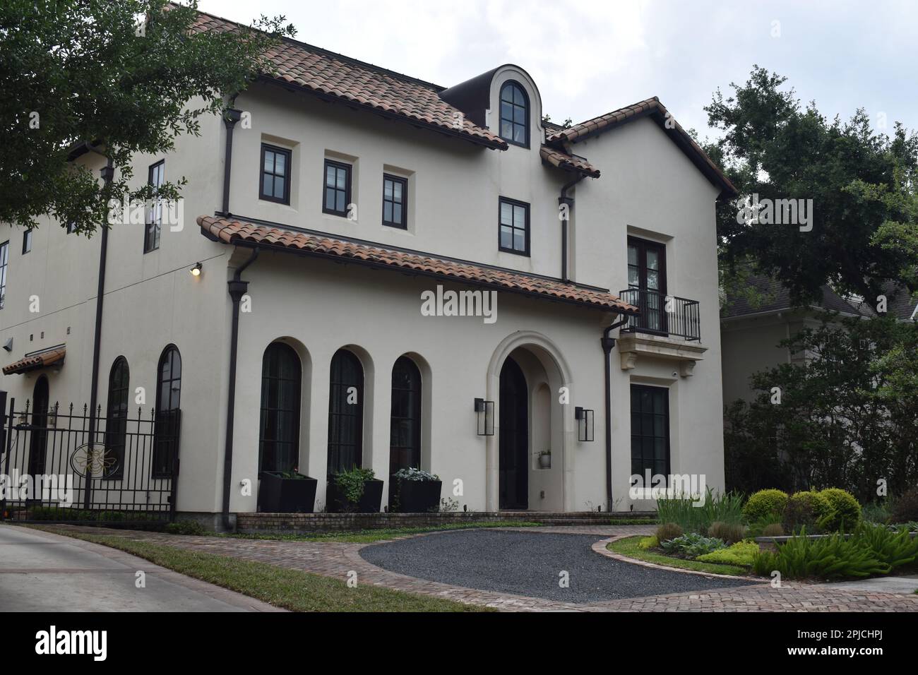 A portrait of a luxurious mansion in Houston, TX Stock Photo Alamy