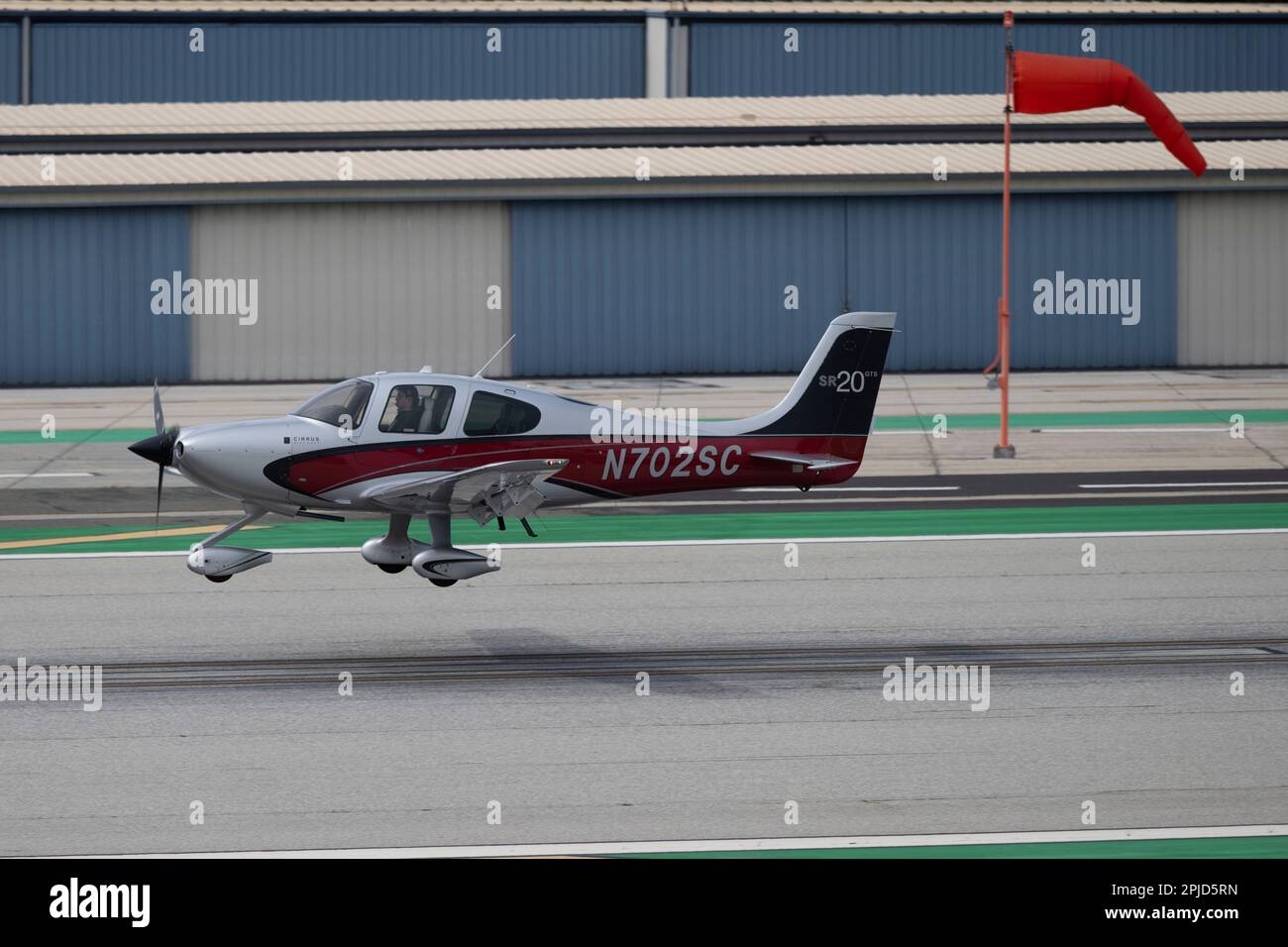 Santa Monica, California, USA. 31st Mar, 2023. A Cirrus SR20 (N702SC ...