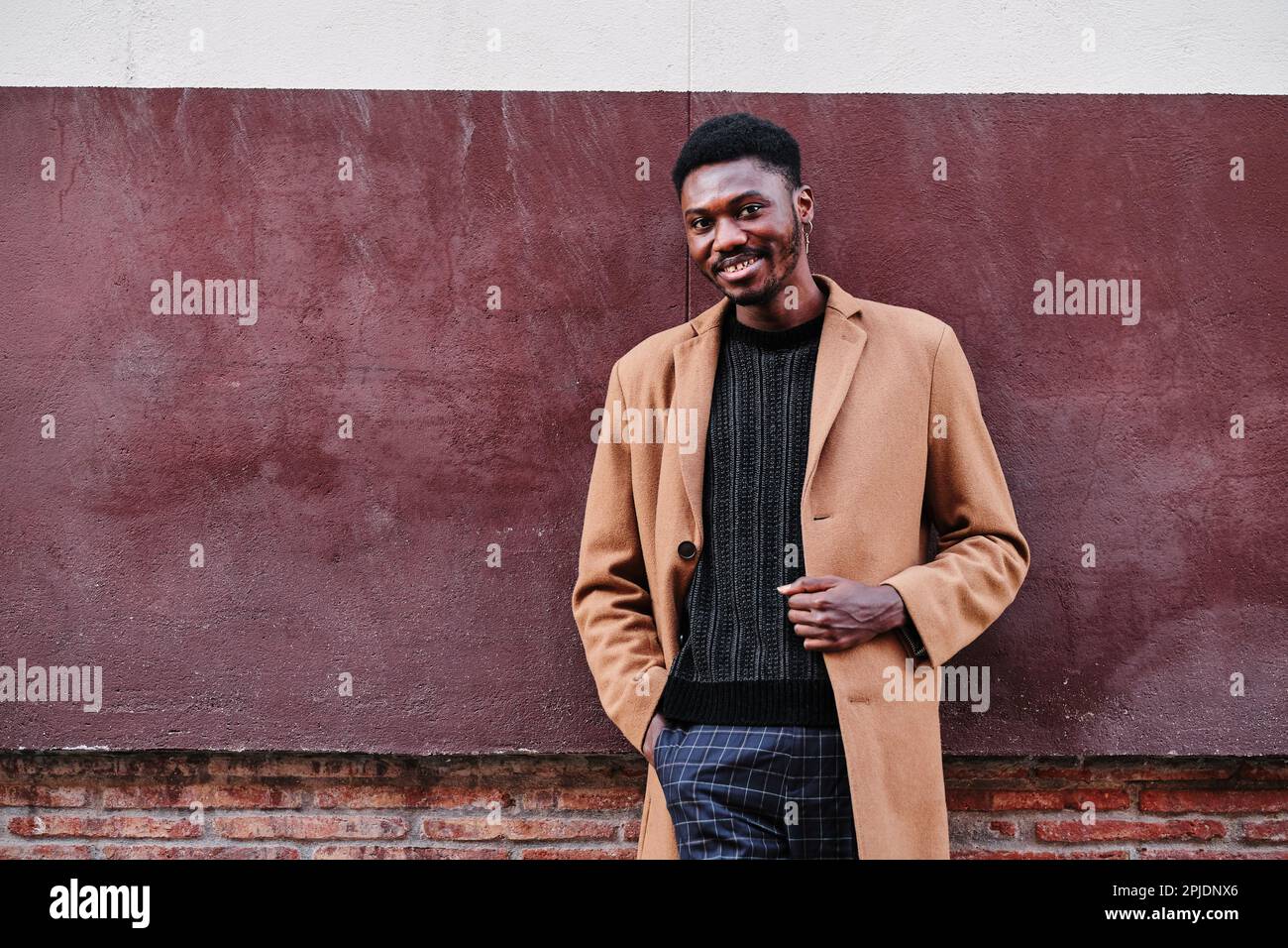 Stylish african american man hi-res stock photography and images - Alamy