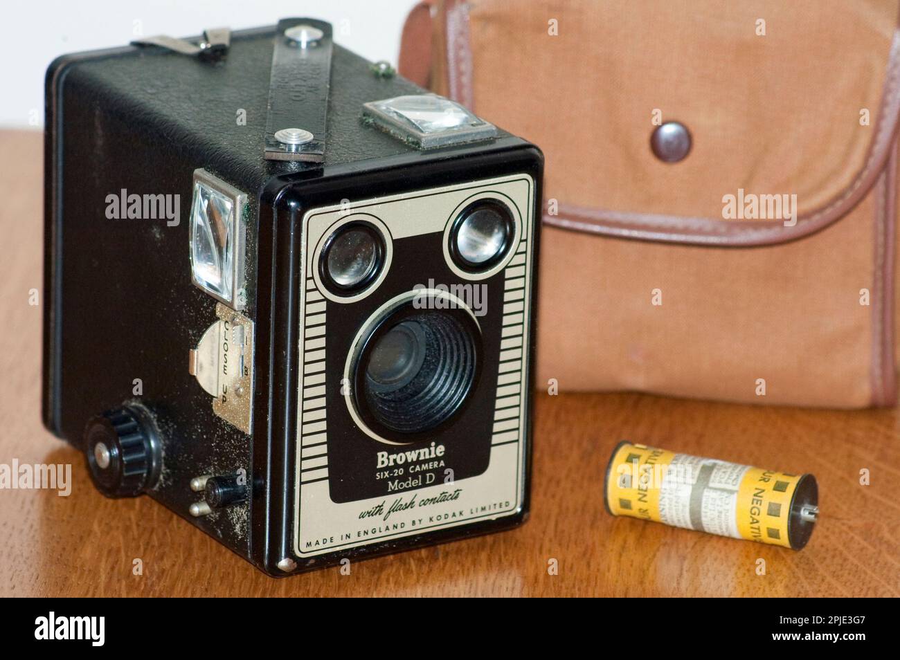 Kodak brownie 1950s hi-res stock photography and images - Alamy
