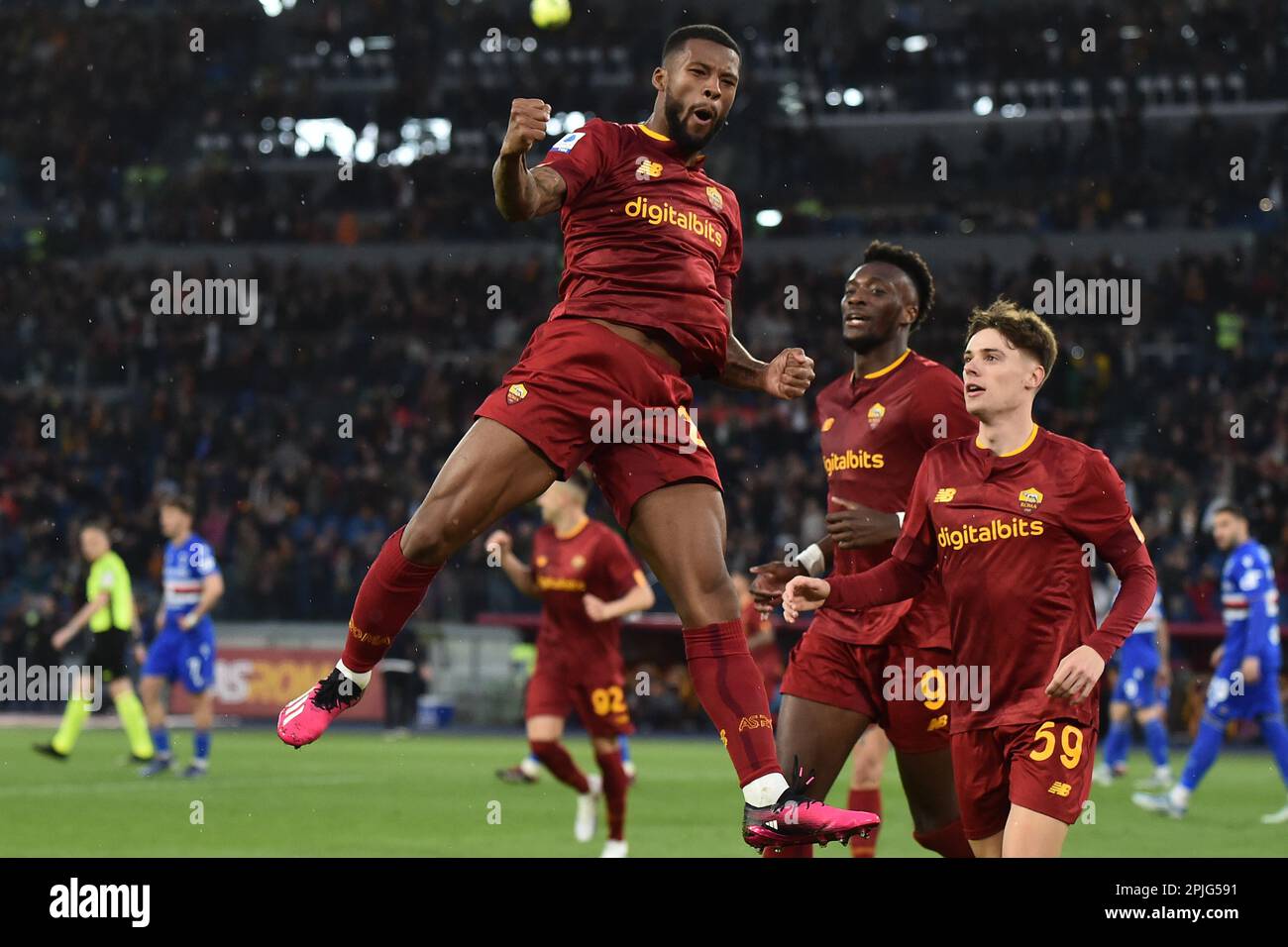 Rome Italy 2023 Georgino Wijnaldum Roma Score Goal Celebrate Team