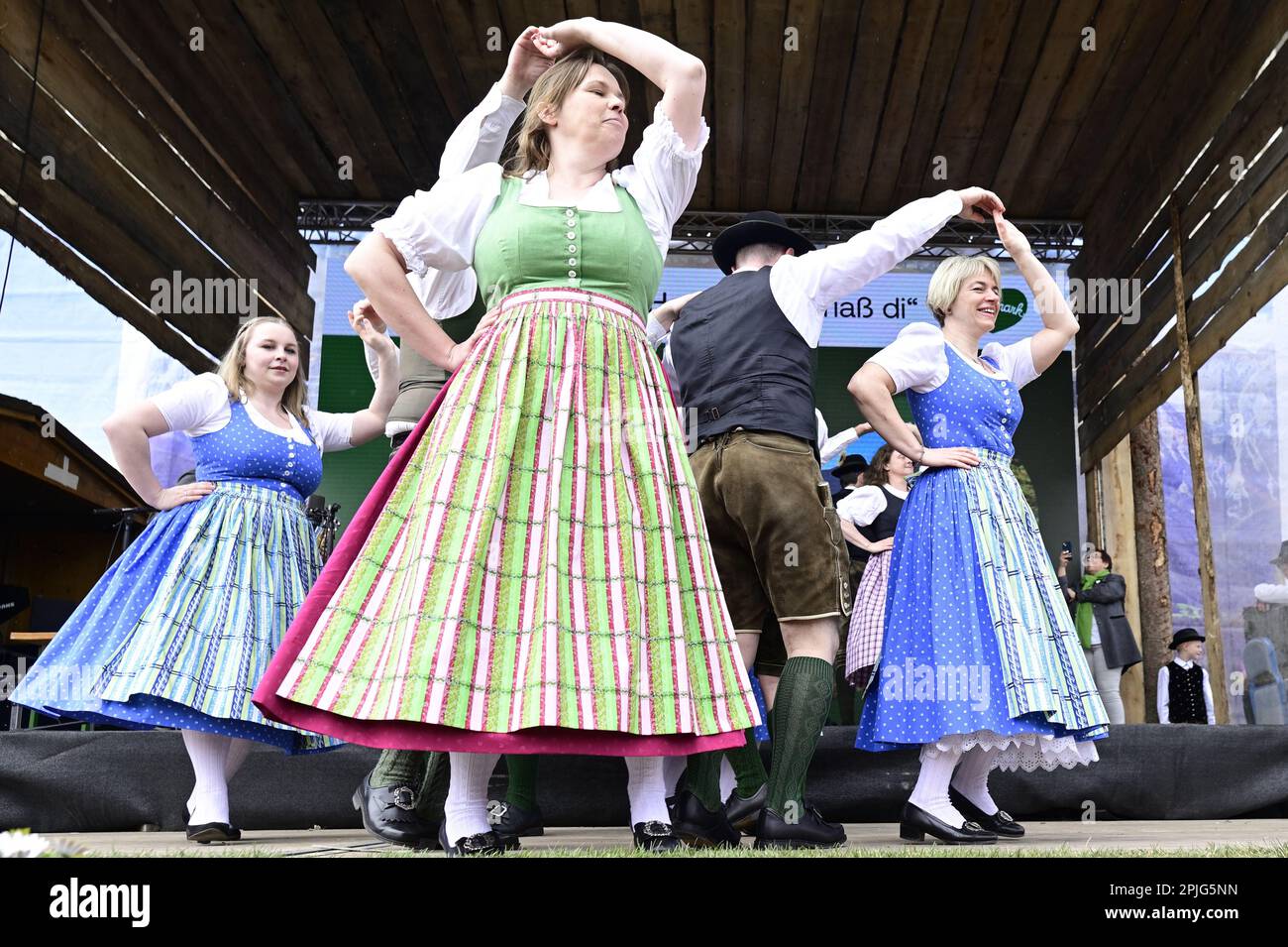 Austrian dance group austrian customs hi-res stock photography and ...