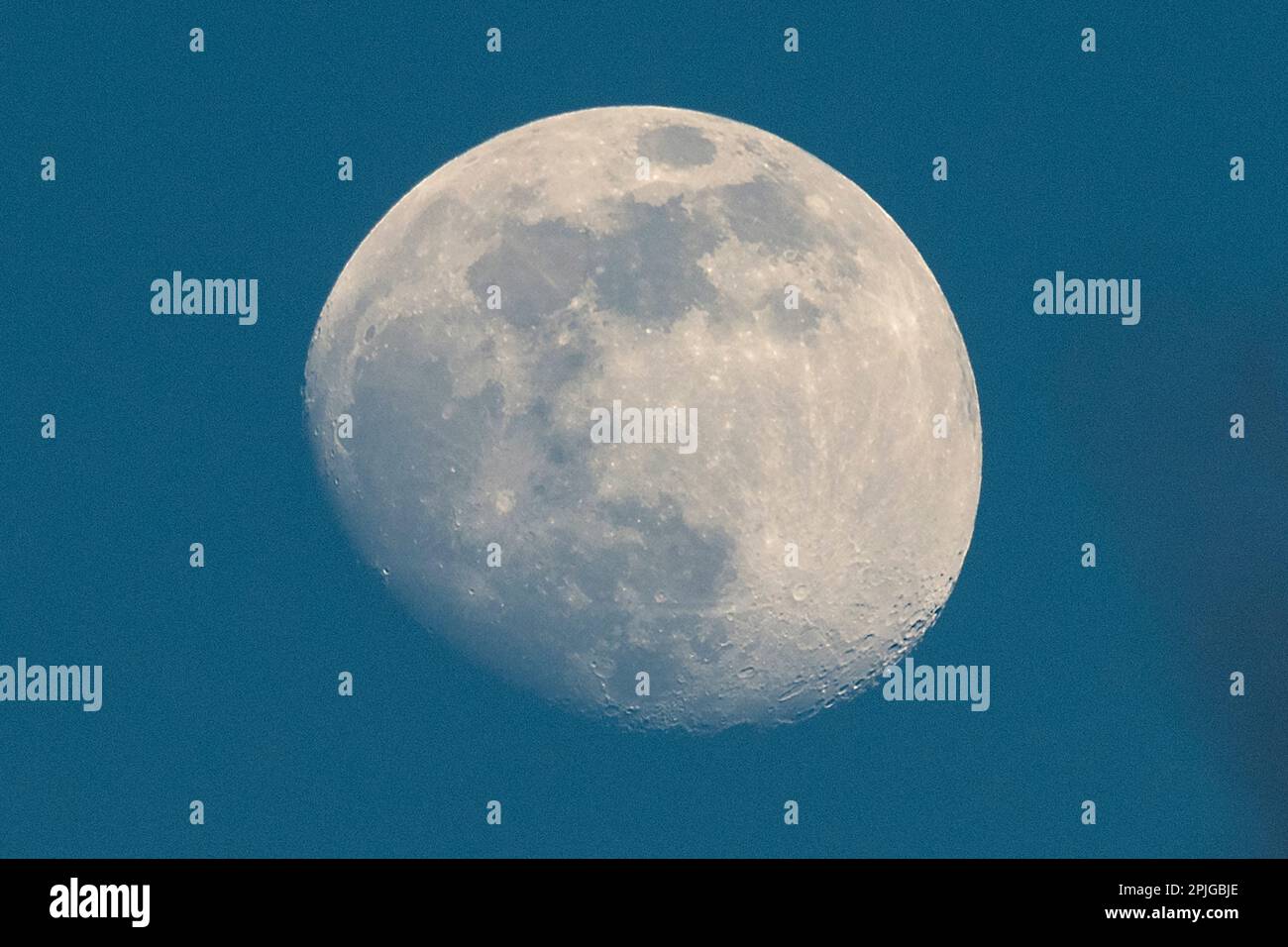 Waxing gibbous 2024 hires stock photography and images Alamy