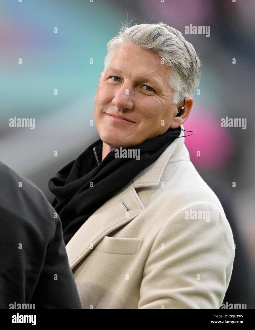TV Expert Bastian Schweinsteiger, Portrait, Smiles, German Classico FC