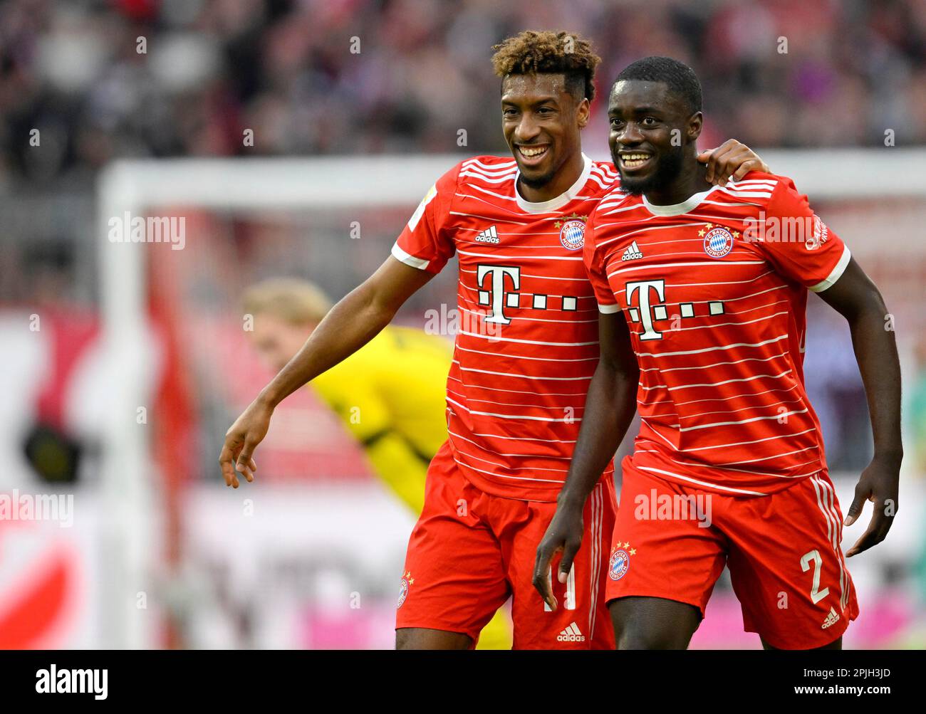 Goal celebration Dayot Upamecano FC Bayern München FCB (02) with Kingsley Coman FC Bayern