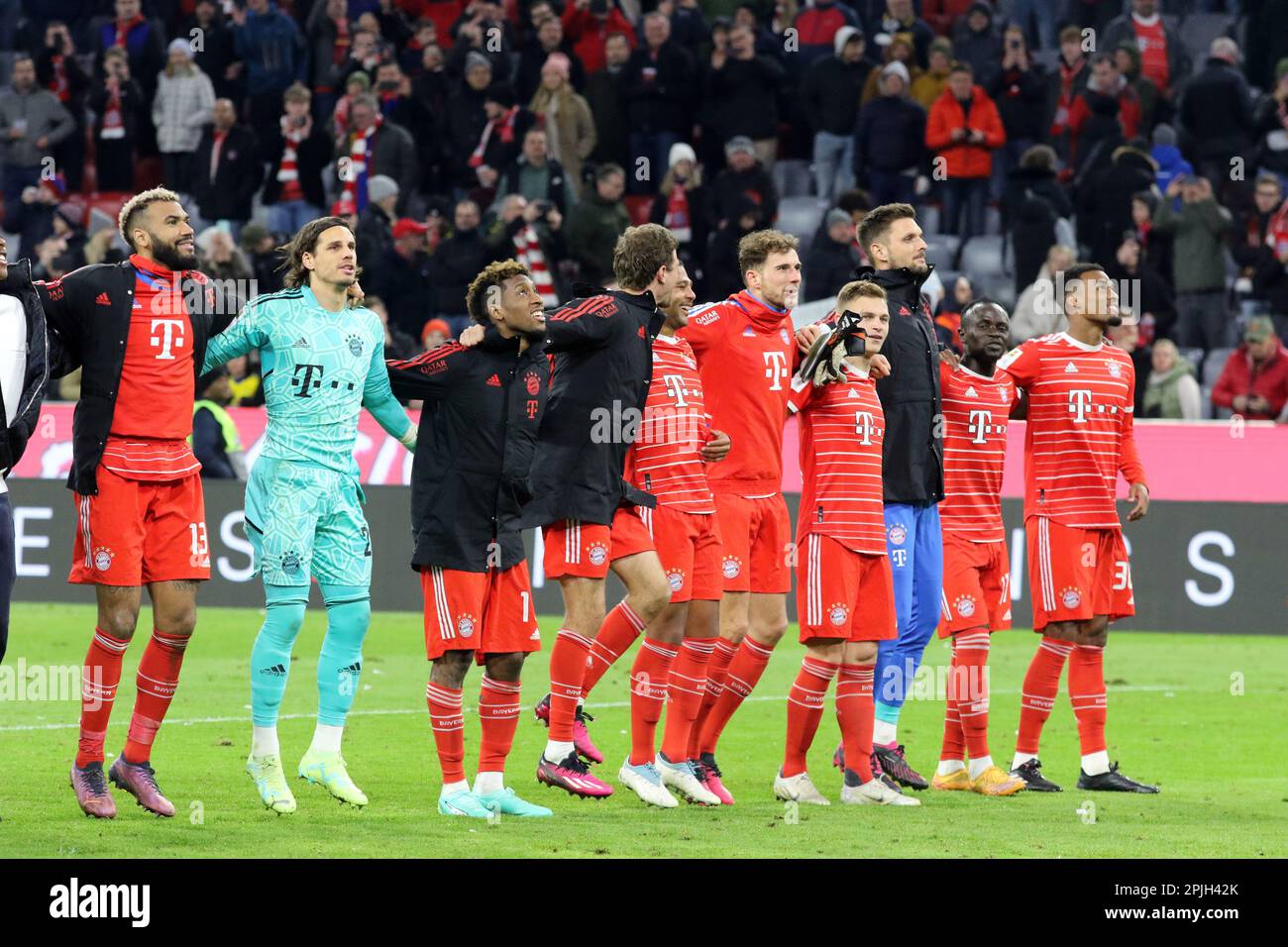 MUNICH, Germany - 01. APRIL 2023: FcBayern players celebrate the 4:2 victory over the hardest Bundesliga rival. 27 Yann SOMMER, FcB Keeper, 2 Dayot UPAMECANO, 4 Matthijs de LIGT, 5 Benjamin PAVARD, 6 Joshua KIMMICH, 8 Leon GORETZKA, 10 Leroy SANƒ, Sane, 11 Kingsley COMAN, 13 Eric Maxim CHOUPO-MOTING, 19 Alphonso DAVIES, 25 Thomas MUELLER, MŸller, 7 Serge GNABRY, 17 Sadio MANƒ, Mane, 22 Joao CANCELO, 38 Ryan GRAVENBERCH, 42 Jamal MUSIALA, after the Bundesliga Football match between Fc Bayern Muenchen and BvB Dortmund at the Allianz Arena in Munich on 1. April 2023, Germany. DFL, Fu Stock Photo