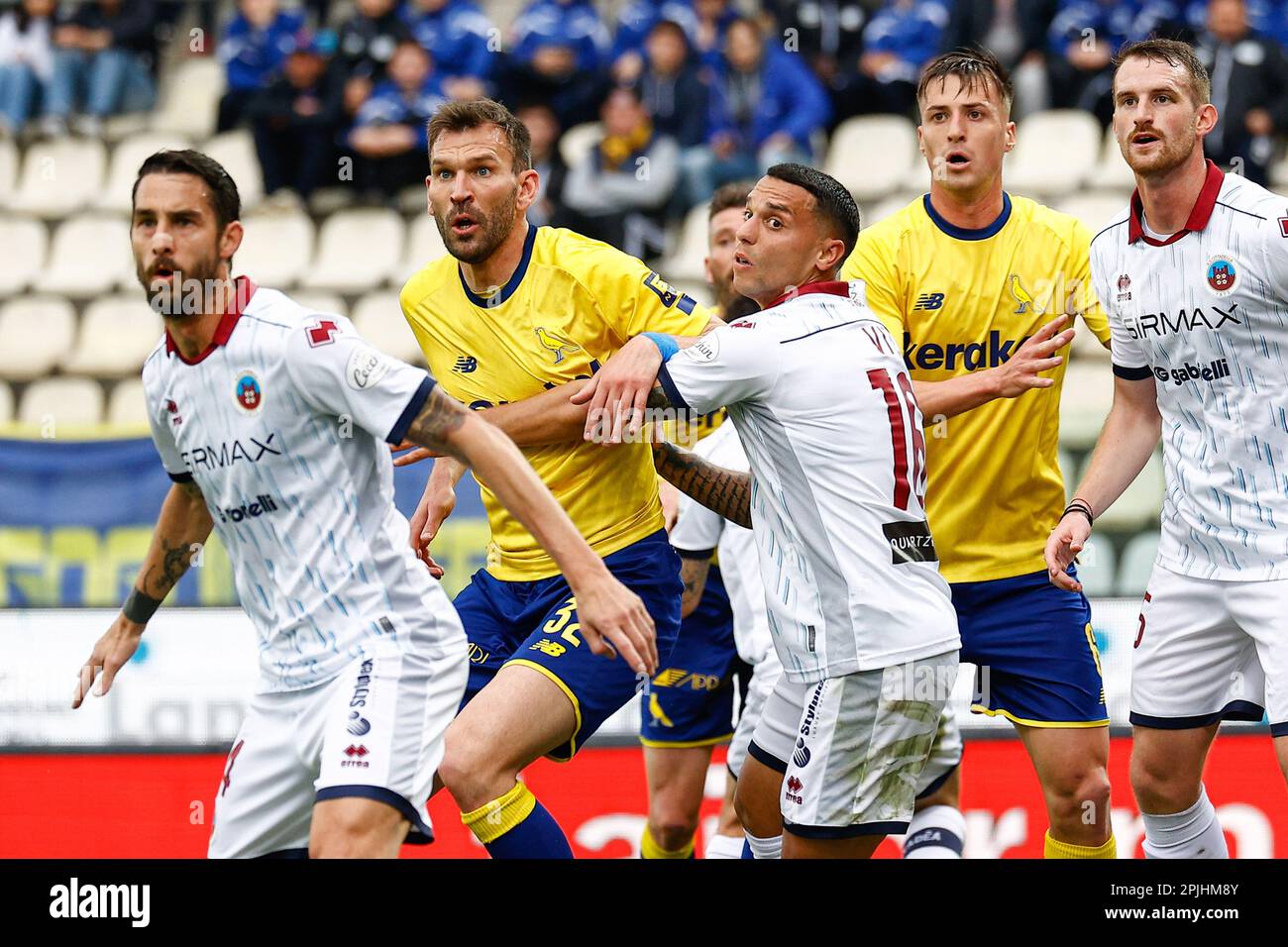 Alberto Braglia stadium, Modena, Italy, December 18, 2022, Davide Diaw  celebrates after scoring the gol of 1-1 during Modena FC vs Benevento  Calcio - Italian soccer Serie B match Stock Photo - Alamy