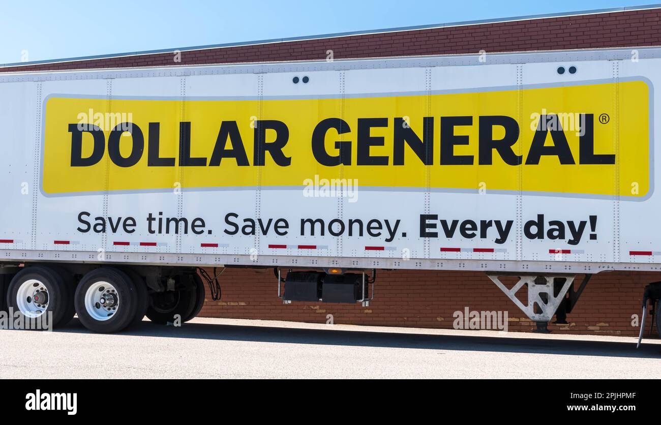 A trailer for the Dollar General Store parked alongside the building in