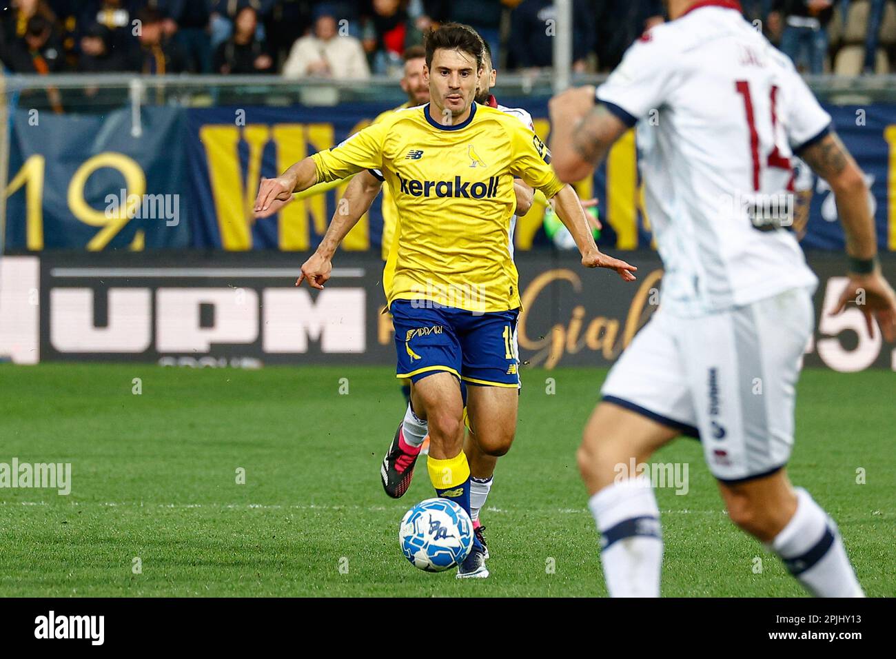 Modena celebrates the victory during the Italian soccer Serie B match Modena  FC vs Cagliari Calcio on February 03, 2023 at the Alberto Braglia stadium  in Modena, Italy (Photo by Luca Diliberto/LiveMedia