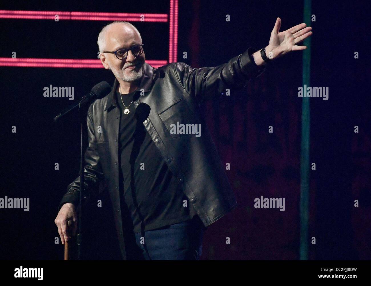 Peter Frampton introduces a Lynyrd Skynyrd tribute at the CMT Music