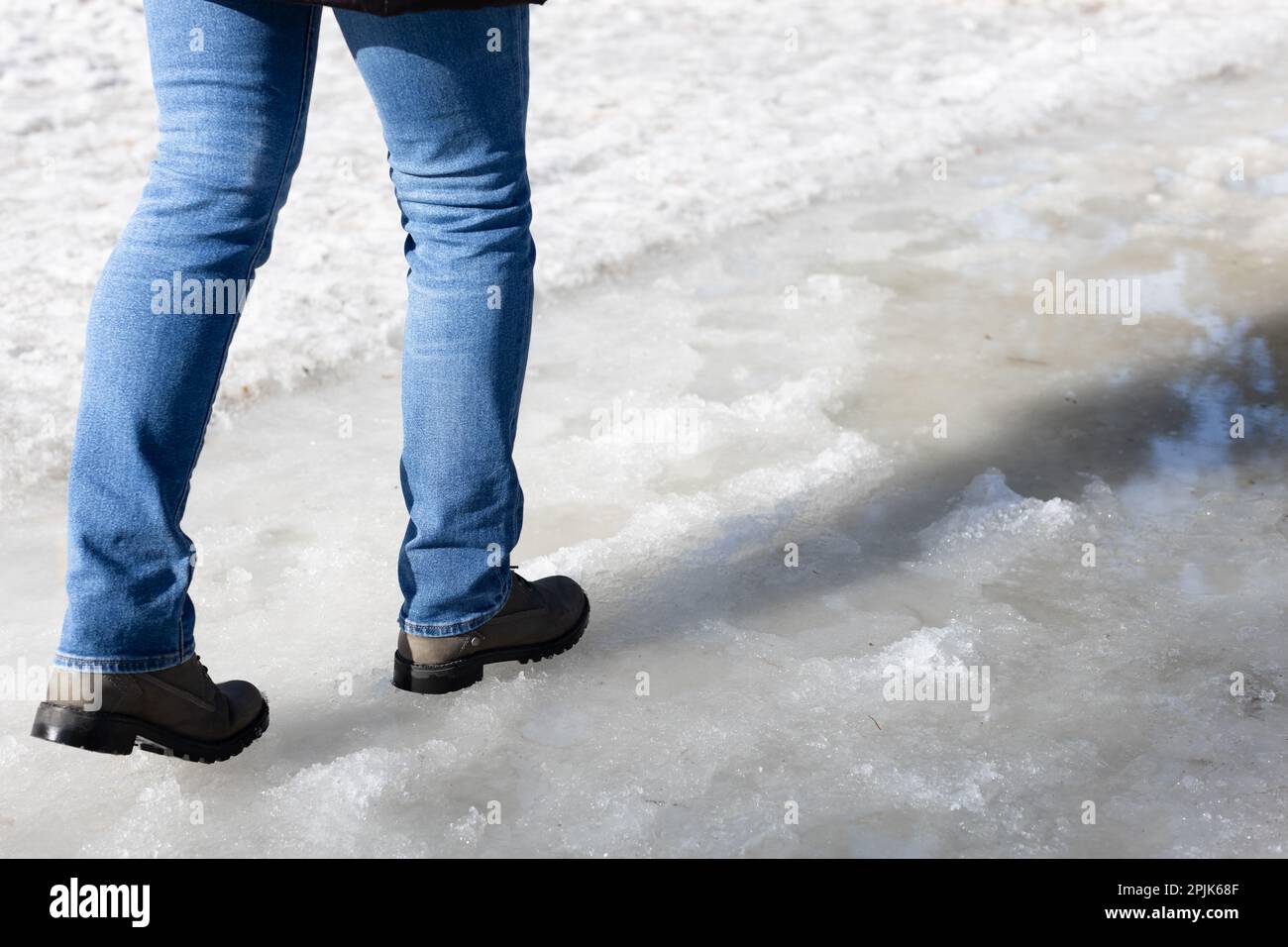 Damp slippery footpath hi-res stock photography and images - Alamy
