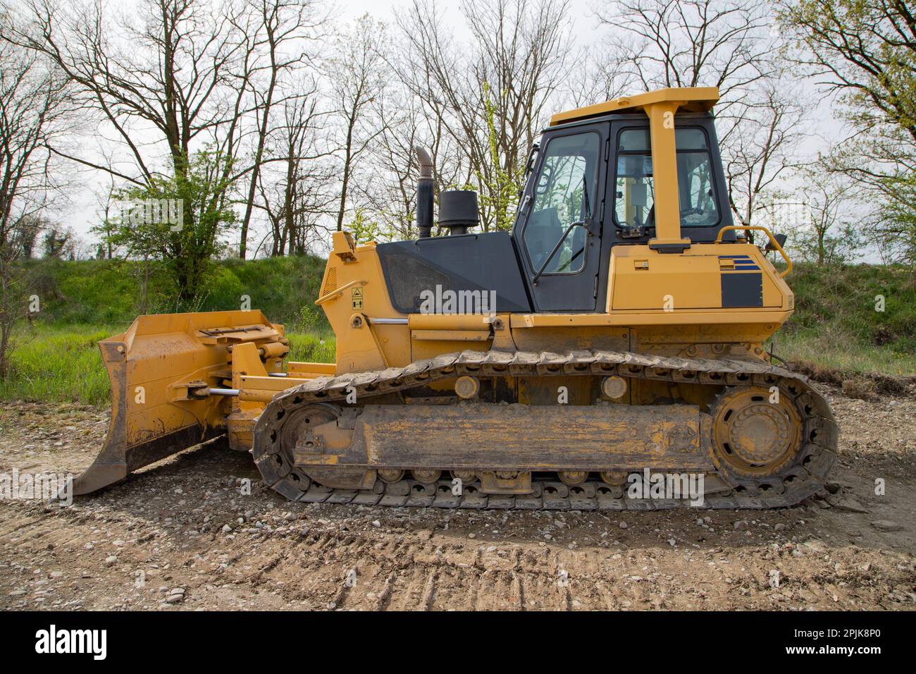 bulldozer at work Stock Photo - Alamy