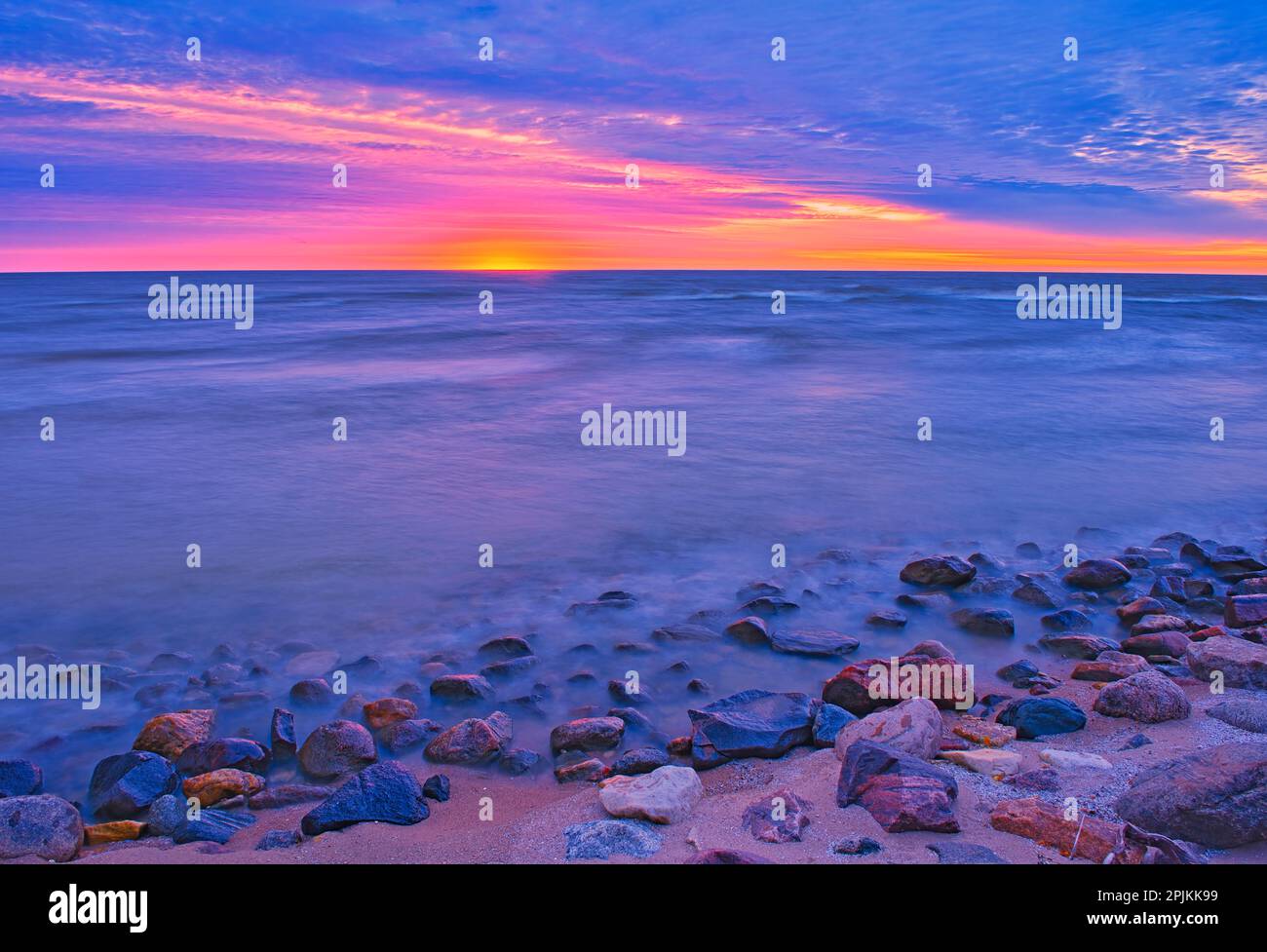 Canada Manitoba Winnipeg Sunrise On Lake Winnipeg Stock Photo Alamy