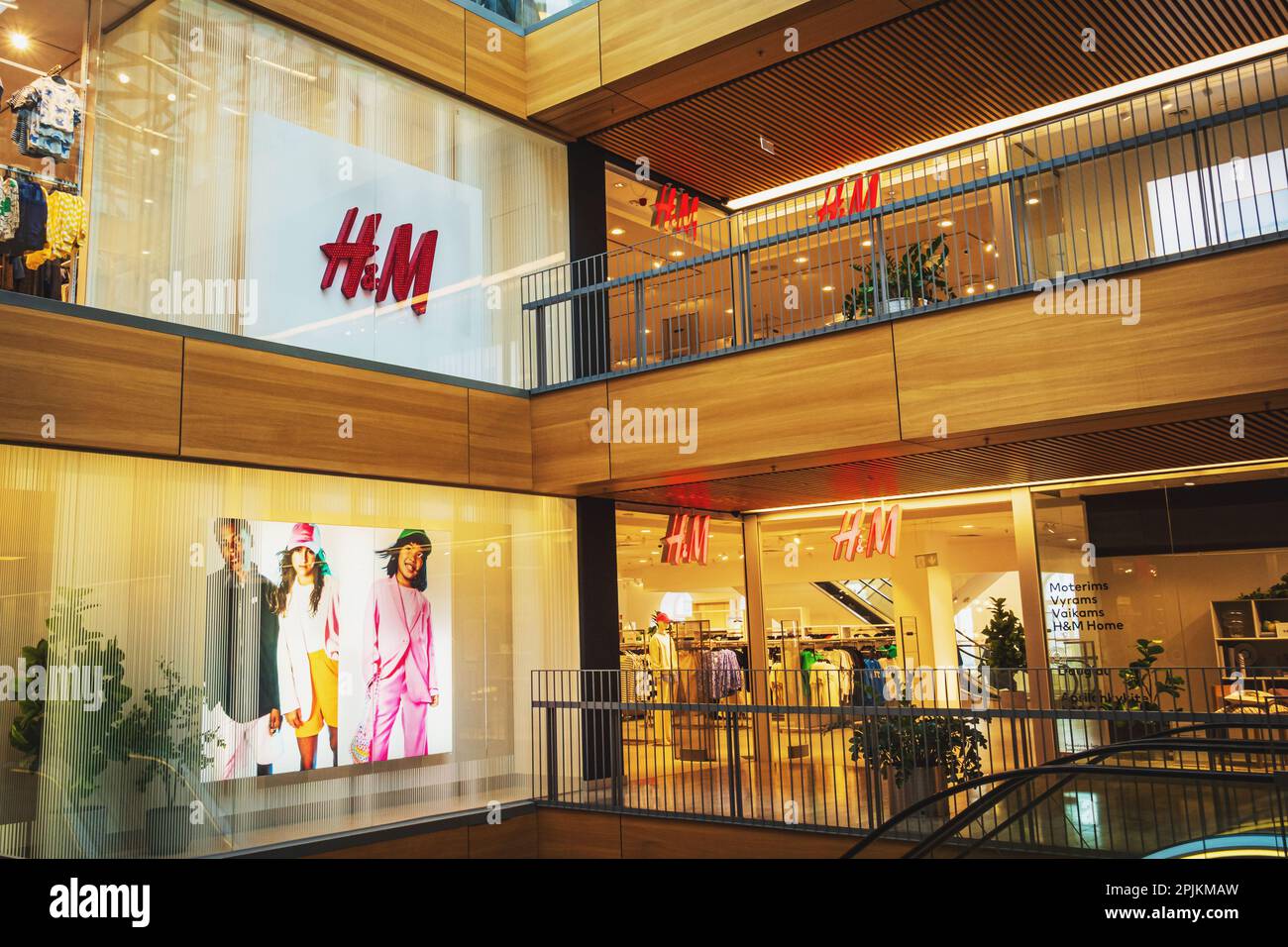 Hm international mall hotsell