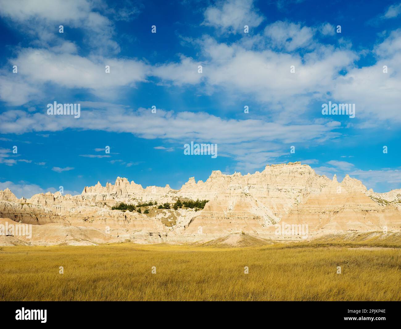 South Dakota, Badlands National Park. Mixed-grass Prairie and Badlands rock formations Stock Photo