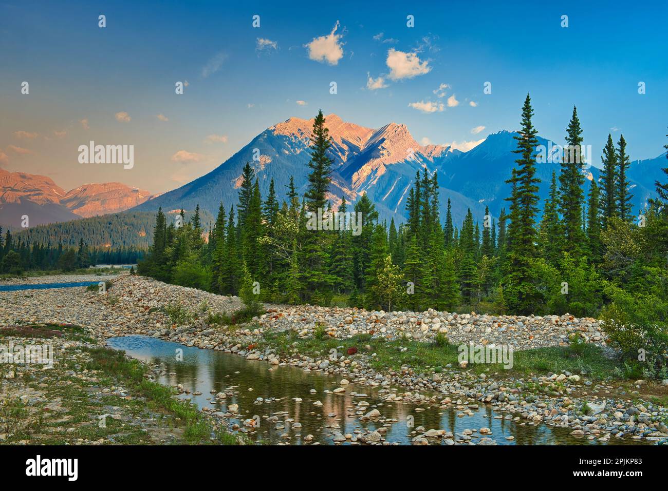 Esplanade mountain jasper hi-res stock photography and images - Alamy