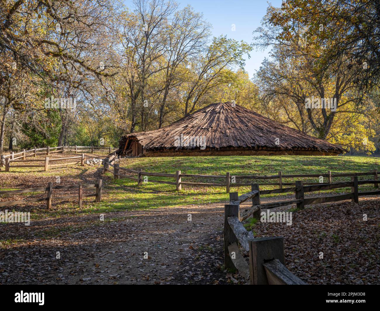 Miwok Roundhouse, Indian Grinding Rock, used for Native American Ceremonies. Stock Photo