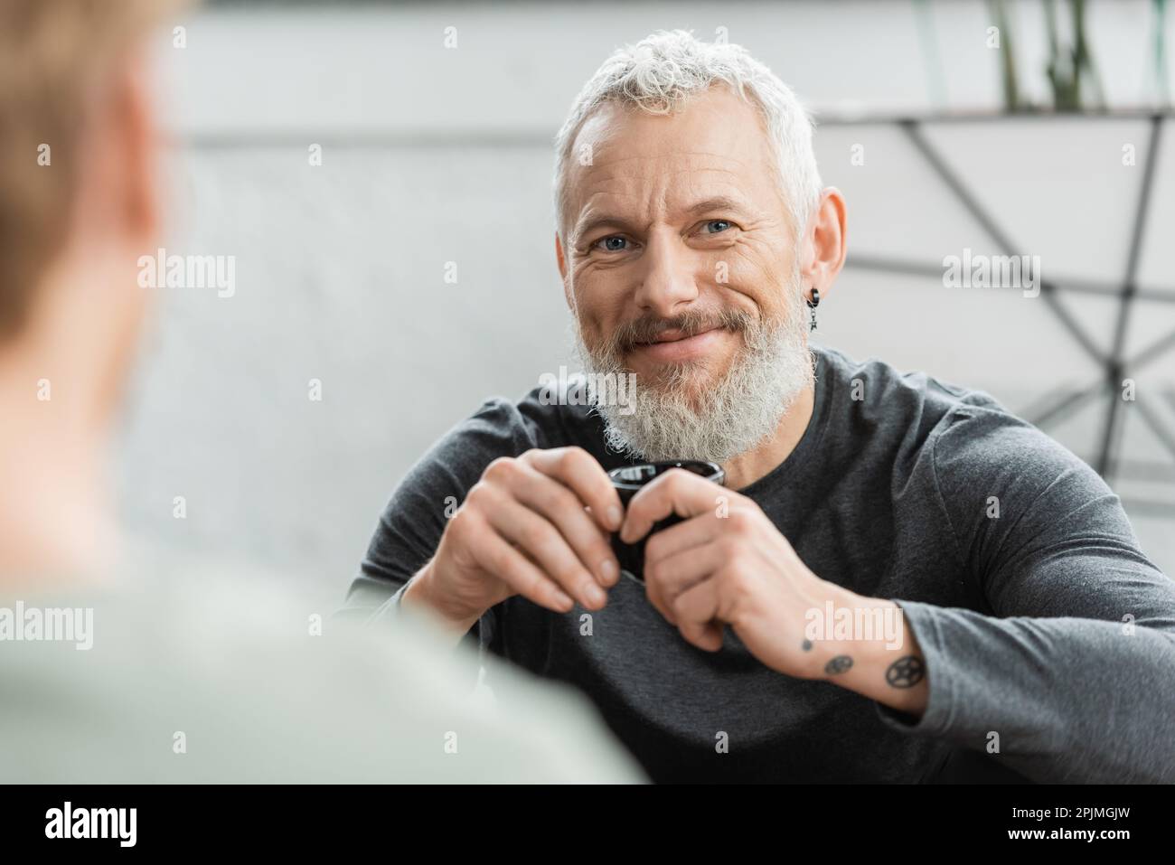 Middle aged japanese men hi-res stock photography and images - Alamy