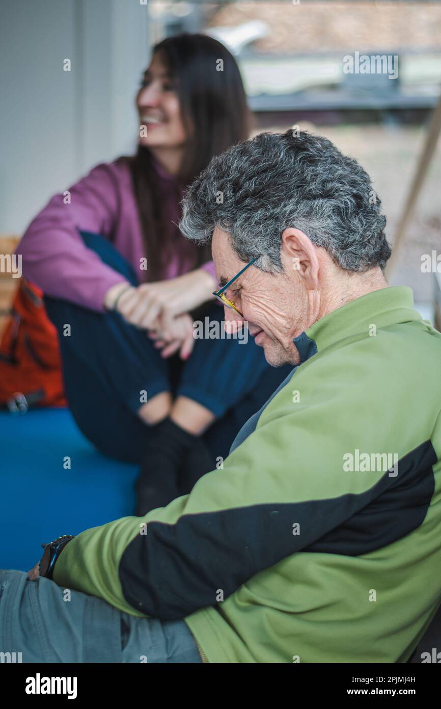 Team building group discussion therapy hi res stock photography and