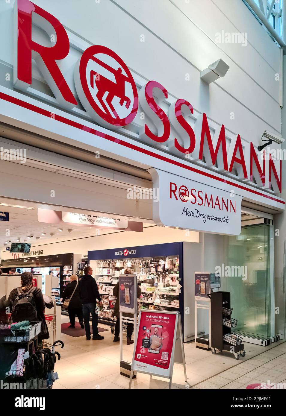 Kiel, Germany - 03 April 2023: Entrance of a Rossmann Store. The Rossmann  GmbH commonly known as Rossmann Drogeria Parfumeria Cosmetic Shop is the  sec Stock Photo - Alamy
