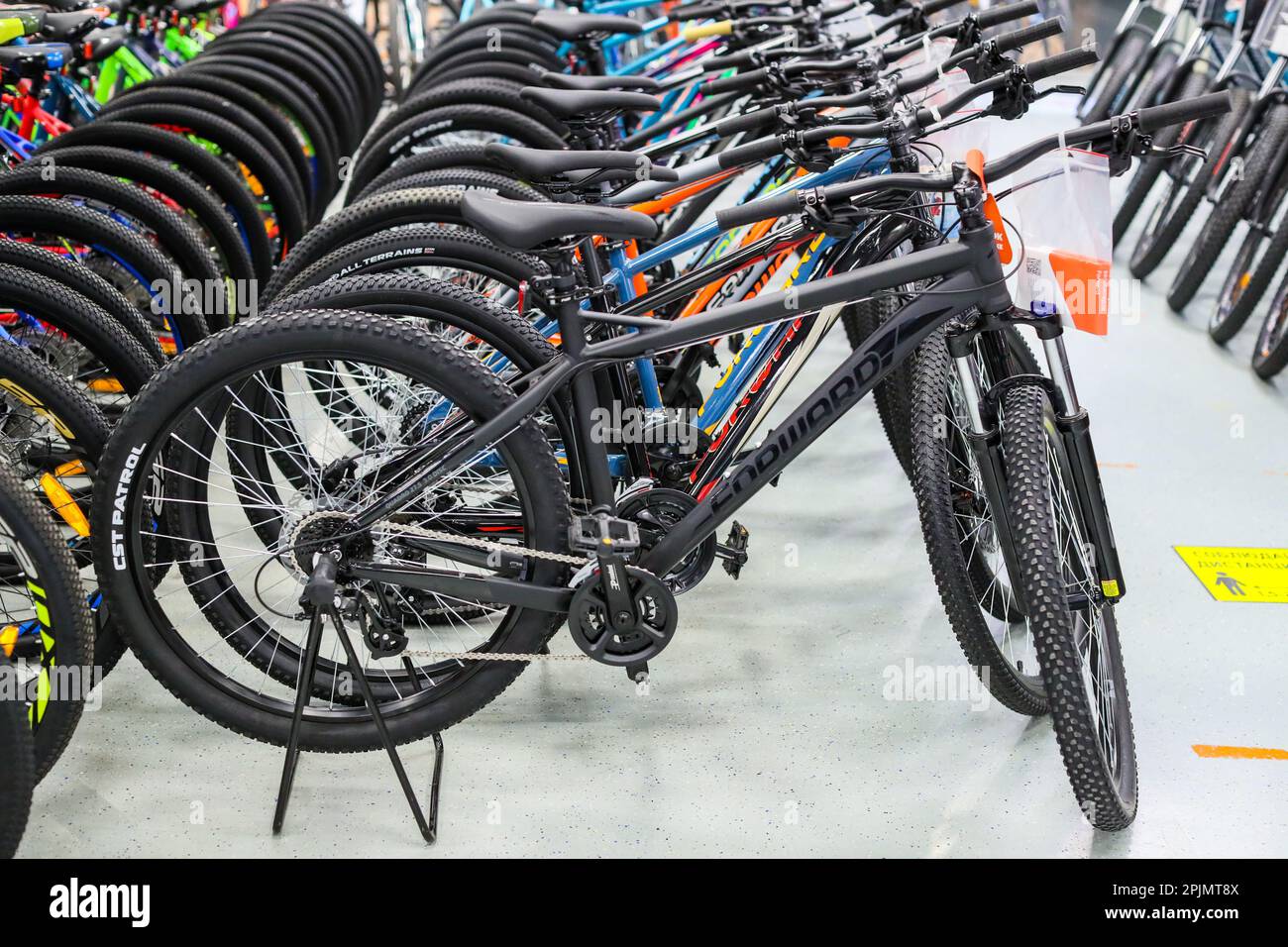 31.03.2023 Russia. Moscow. Sale of bicycles and bicycle accessories in the Zenit Sport store Stock Photo Alamy