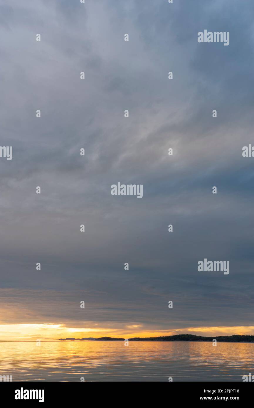 Sunset from Pukaskwa National Park, Ontario, Canada Stock Photo - Alamy