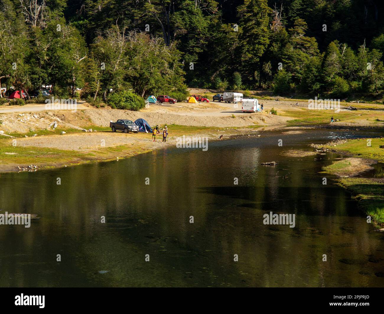 Camping site on the banks of the Pichi Traful river, Nahuel Huapi Park, Seven Lakes Road, Neuquén Province, Argentina Stock Photo