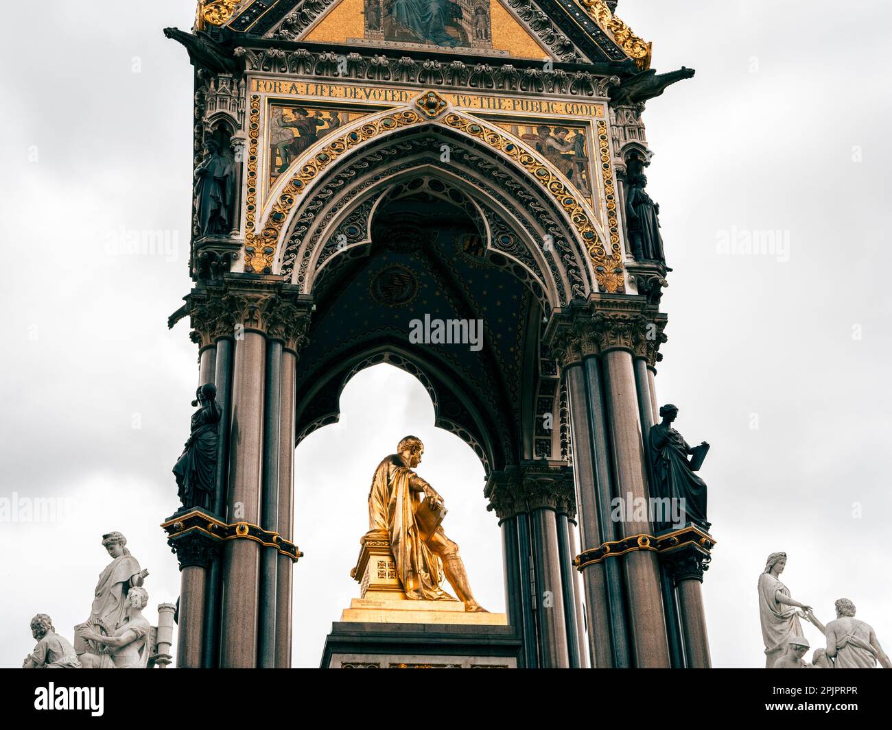 The Albert Memorial, Kensington Gardens, Kensington, London, England, UK, GB. Stock Photo
