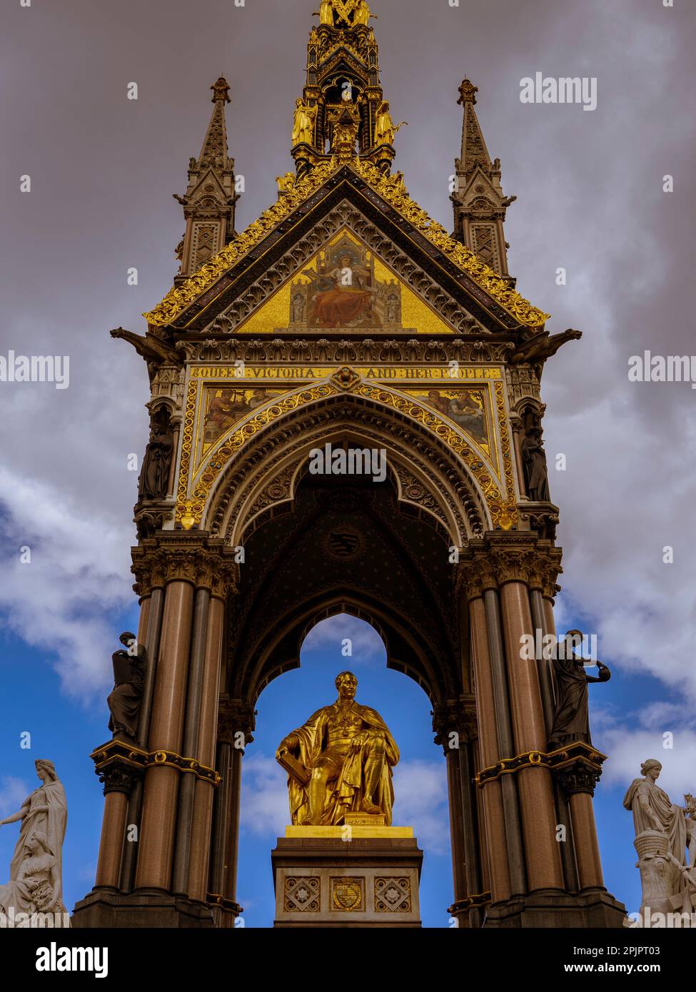 The Albert Memorial, Kensington Gardens, Kensington, London, England, UK, GB. Stock Photo