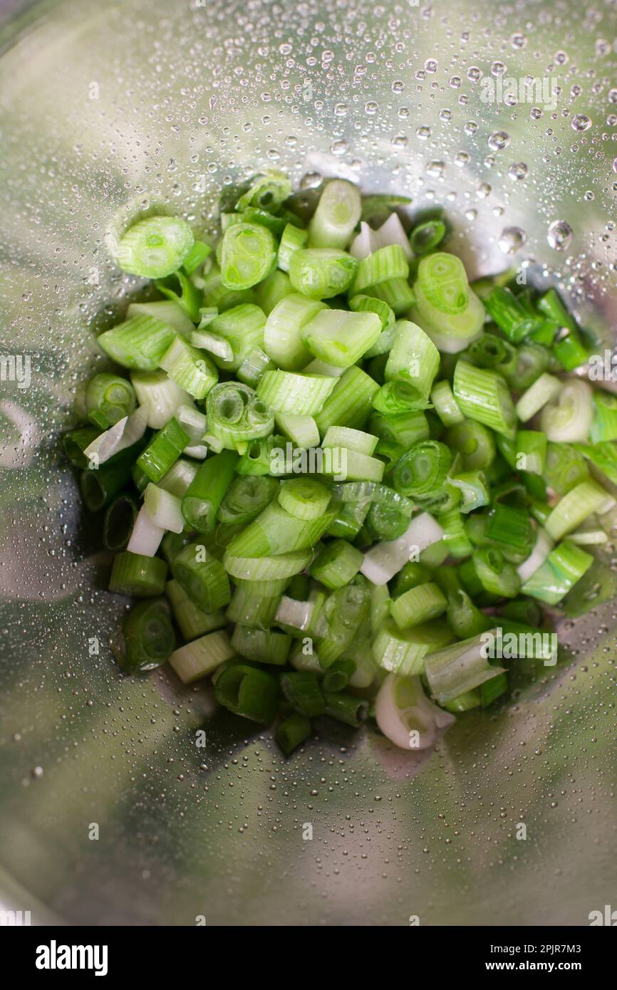 Green onion chopped hi-res stock photography and images - Alamy