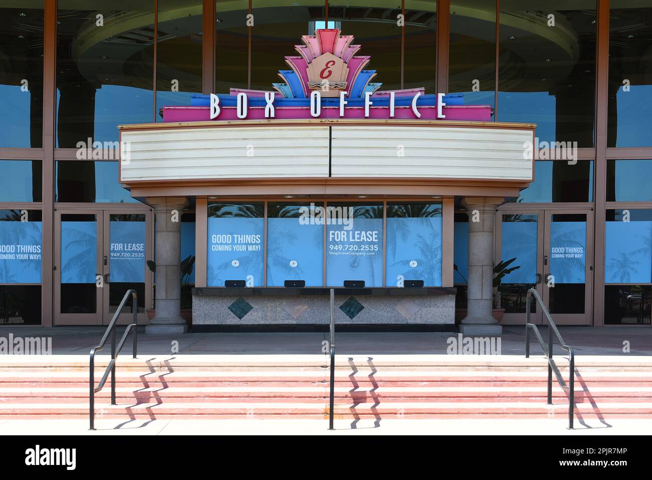 IRIVNE, CALIFORNIA - 2 APR 2023: A closed Regal Edwards Cinema, with for lease signs in the window. Stock Photo
