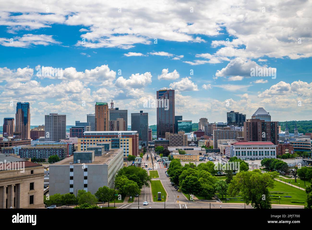 Minnesota, MN, USA - June 8, 2022: The huge outside preserve grounds of Minnesota State Capitol Stock Photo