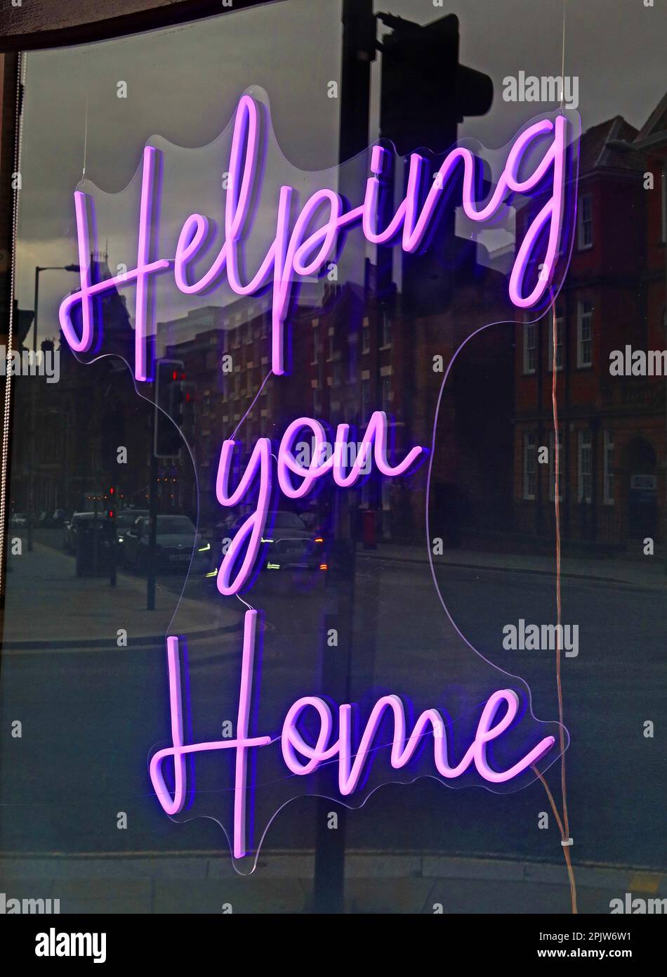 Sign in an estate agent, Helping You Home - renting or getting on the housing ladder, in Britain Stock Photo
